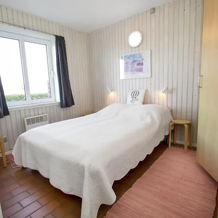 Dejlig I Med Udsigt Til Limfjorden Og Kun 100m Fra Badestrand Sj645