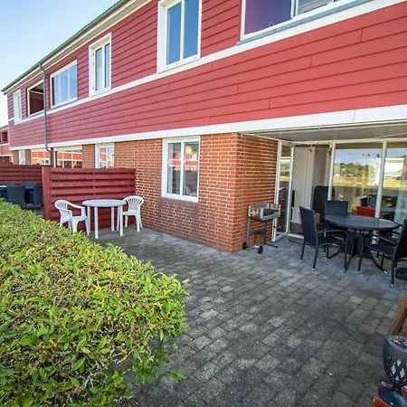 Lejlighed I Feriecenter Med 100M Til Fjord Sj645 *